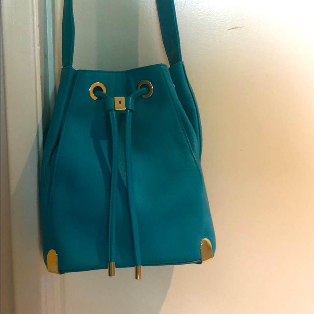 Vince Camuto tote 👜